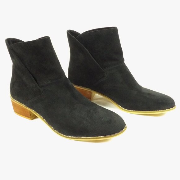 Corkys Hey Girl SPILL THE TEA Black Envelope Ankle Bootie Size 10 New in Box - Picture 9 of 11